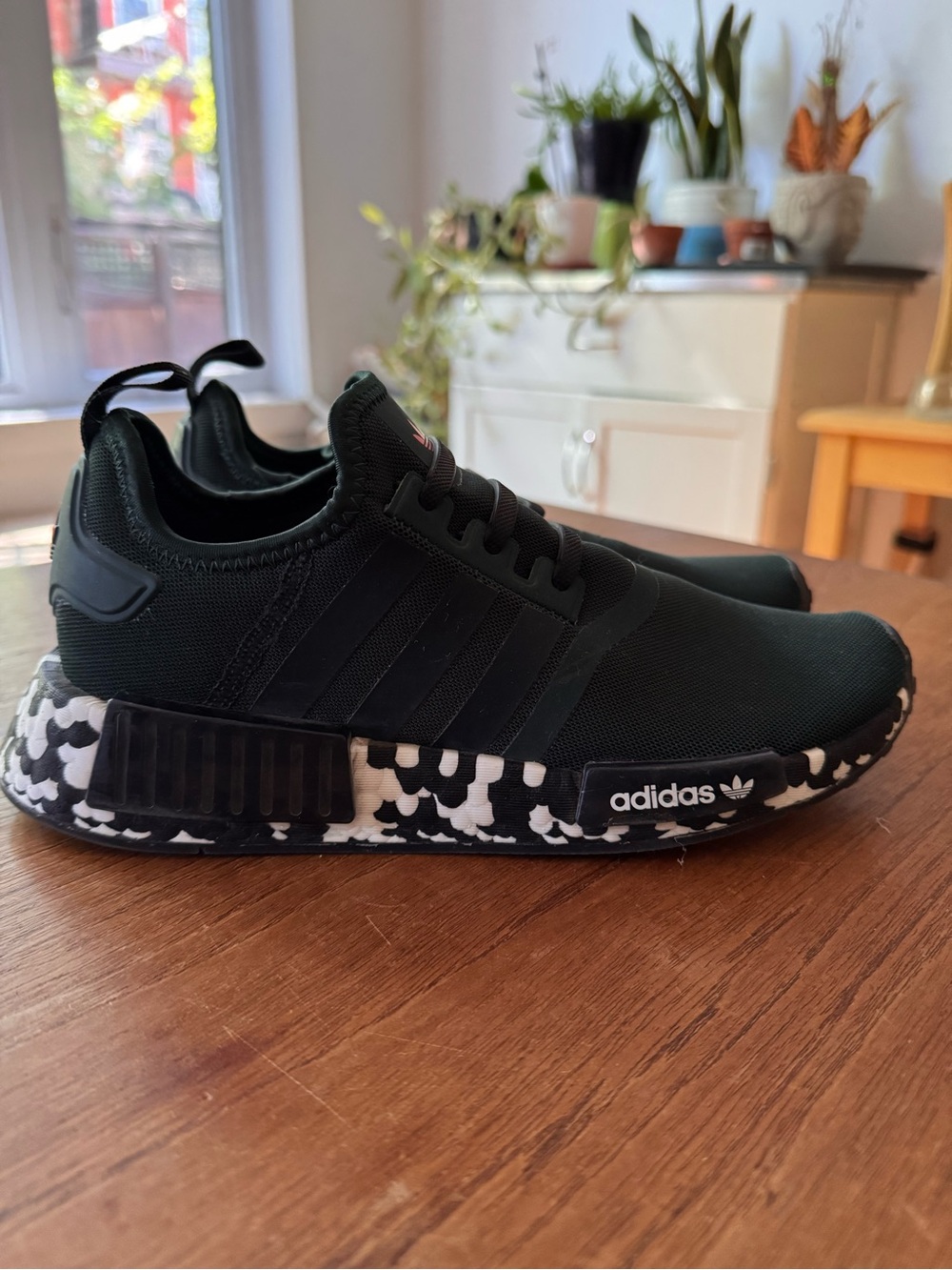 Adidas NMD_R1 Color Splash Shadow Green GY4285 Parley GS 6Y